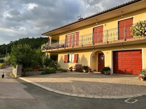Apartman Roža — 4-Star Luxury Hotel in Matulji, Croatia