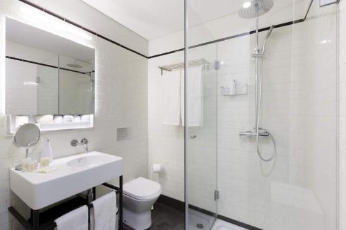 Visconde Mezzanine — 4-Star Luxury Hotel in Porto, Portugal