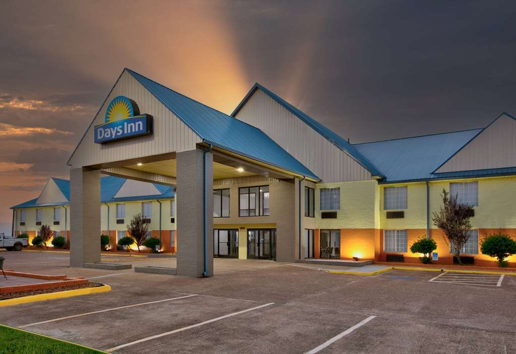Days Inn by Wyndham Tunica Resorts - photo 7