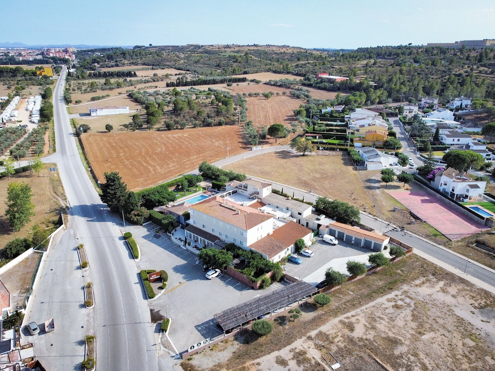 Hotel Figueres Parc - carbon neutral hotel in Llers