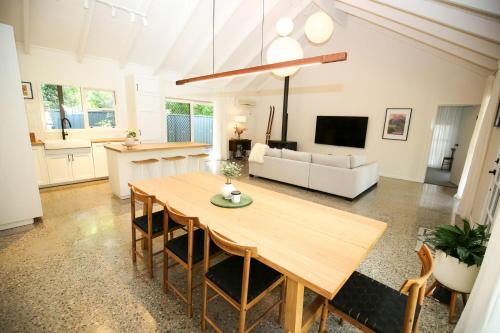 Sanctuary 33 in Bright, Australia