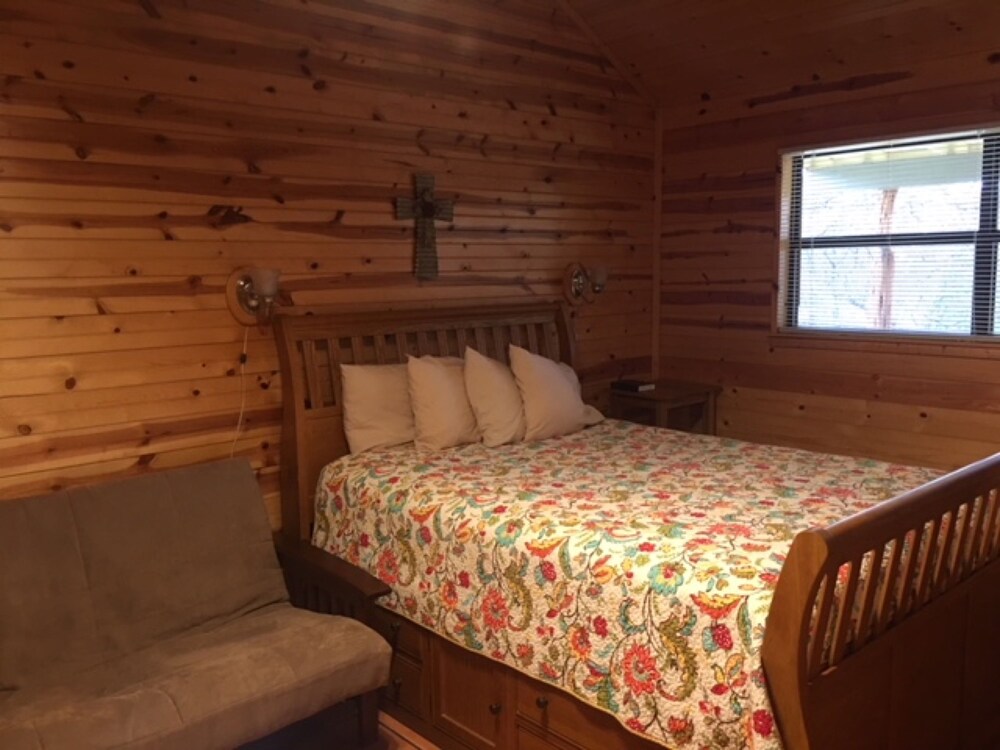 Frio Springs Lodges - photo 13