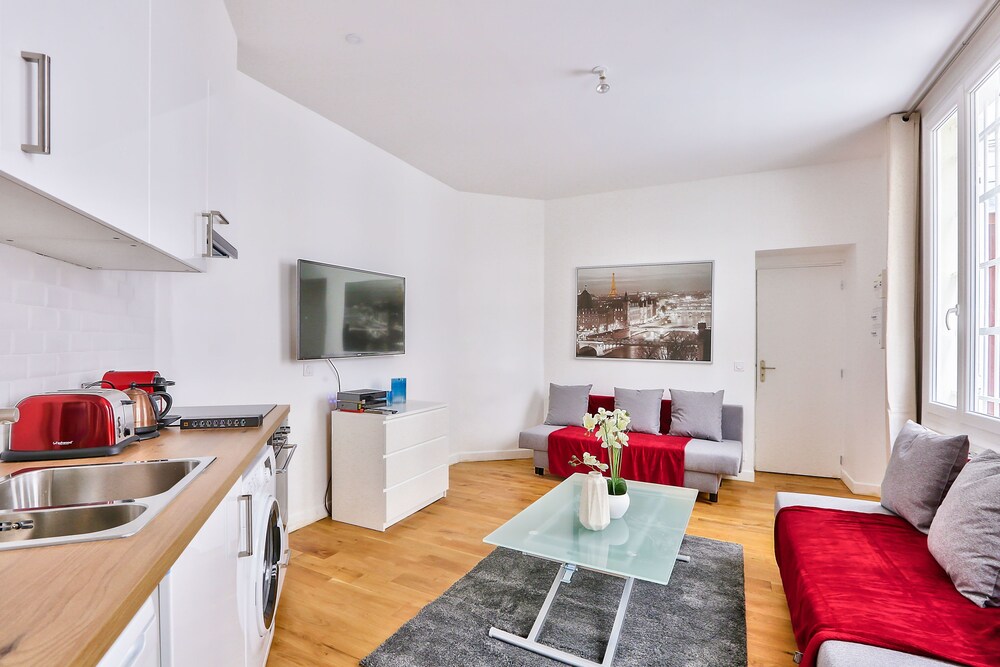 Lovely Studio Near Eiffel Tower - last minute hotel in Paris