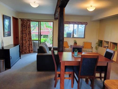 Tahunanui holiday apartment — 4-Star Luxury Hotel in Nelson, New Zealand