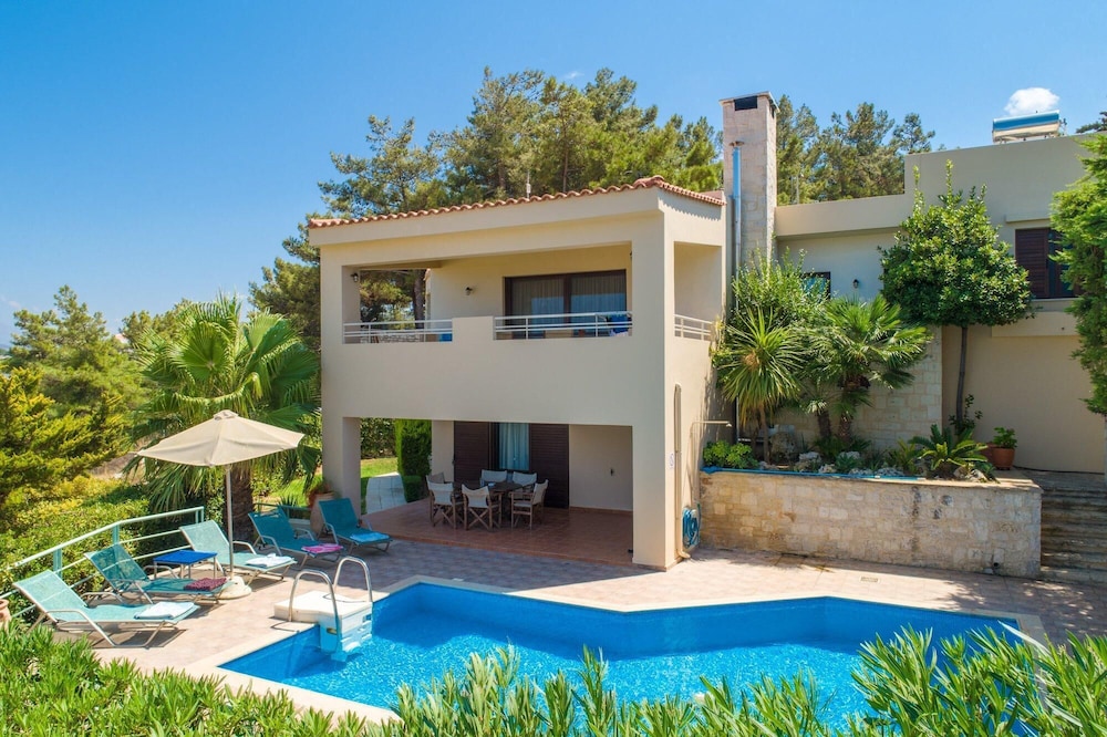 Villa Ilia Large Private Pool Sea Views A C Wifi 2157 — 4-Star Luxury Hotel in Rethymno, Greece