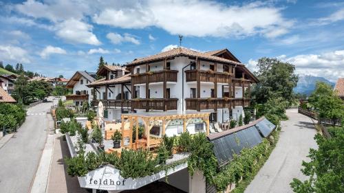 Apparthotel Feldhof Living and Bistro in Nova Ponente, Italy