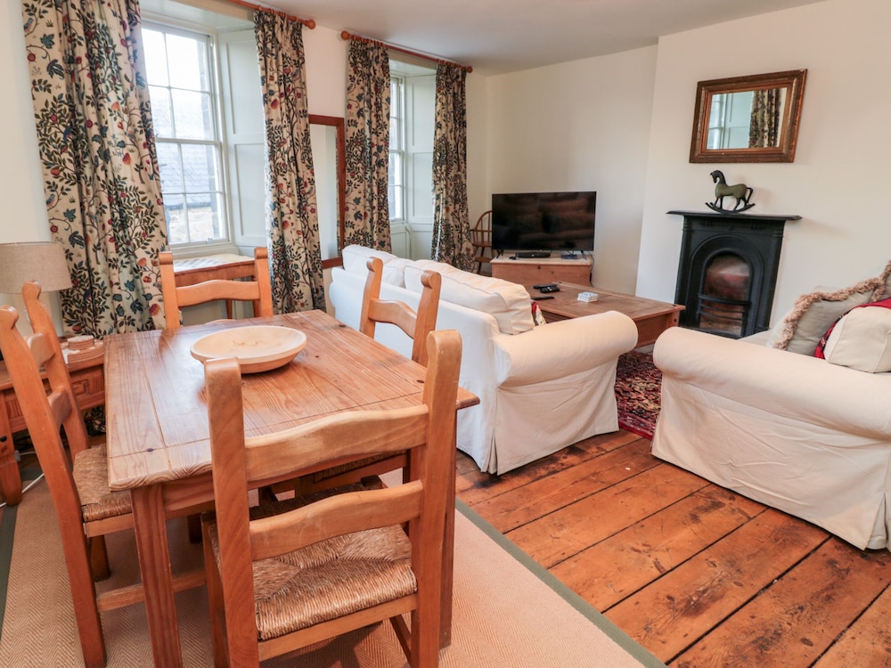 Upper Oakwood — 4-Star Luxury Hotel in Alnwick, United Kingdom