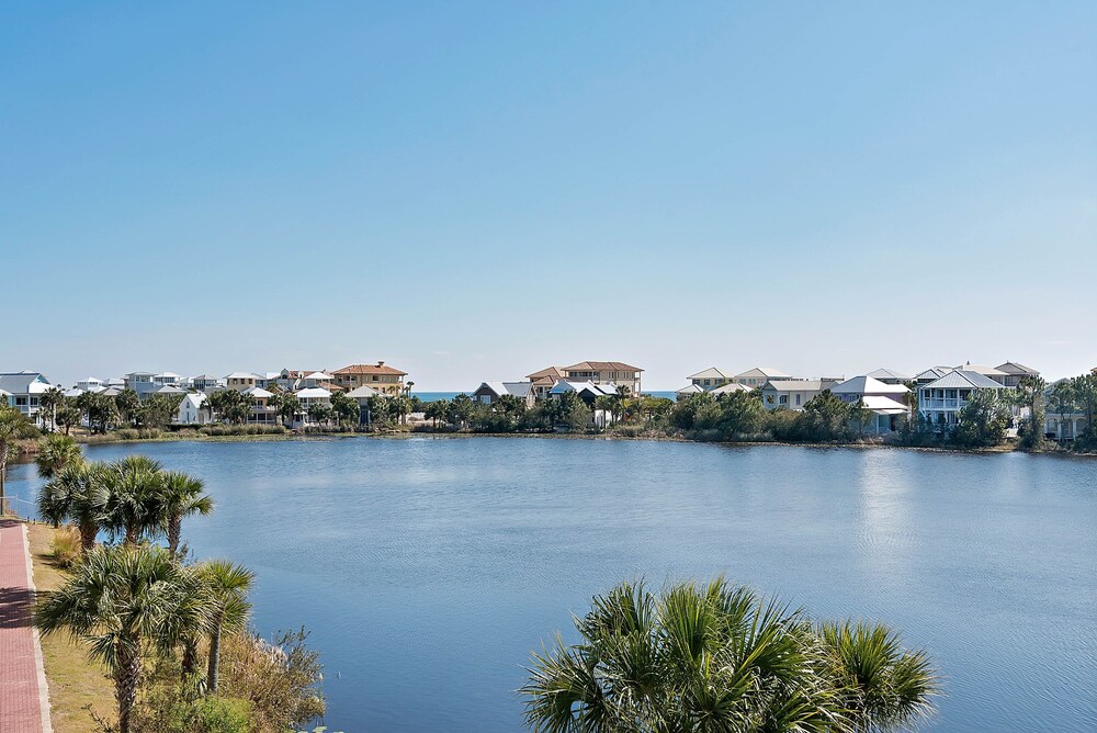 Carillon Beach Resort Inn - photo 52