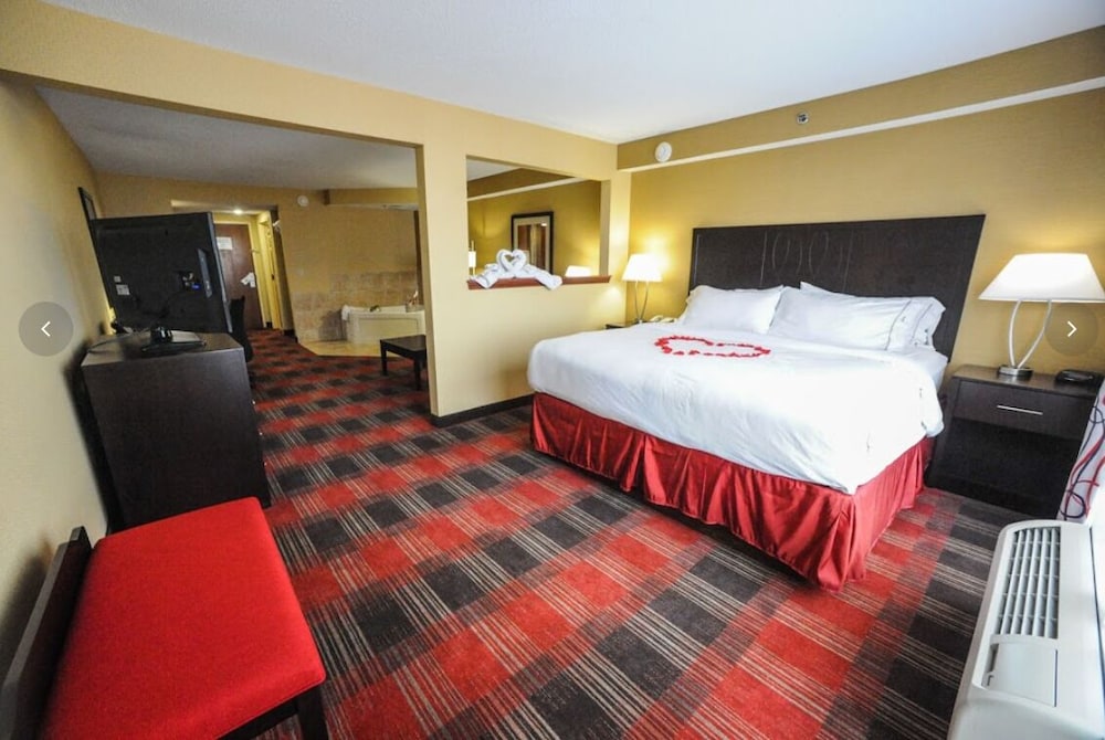 Holiday Inn Express Hotel & Suites Bowling Green by IHG - photo 15