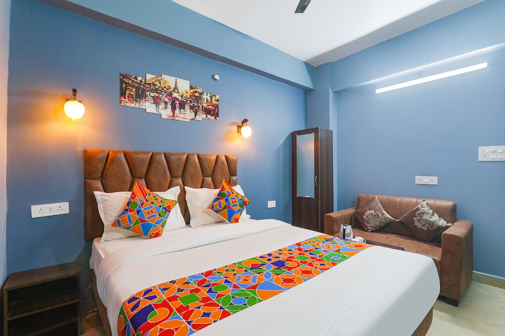 Fabhotel Dream Palace in Dinapore, India