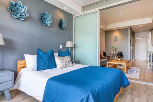 Backup Power Eco Balcony Apartment near Table Mountain