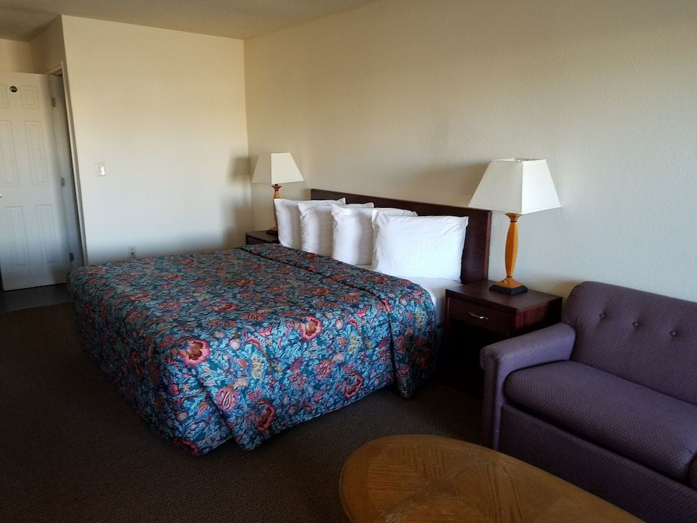 Sahara Inn - photo 12