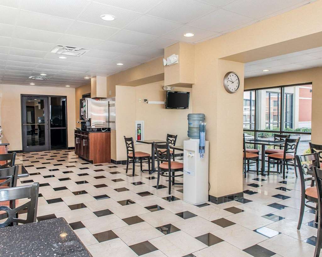 Quality Inn & Suites Mattoon Area - photo 30
