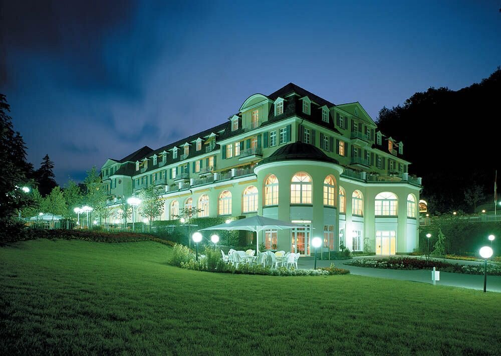 CAREA Parkhotel Schlangenbad — hotel in Schlangenbad