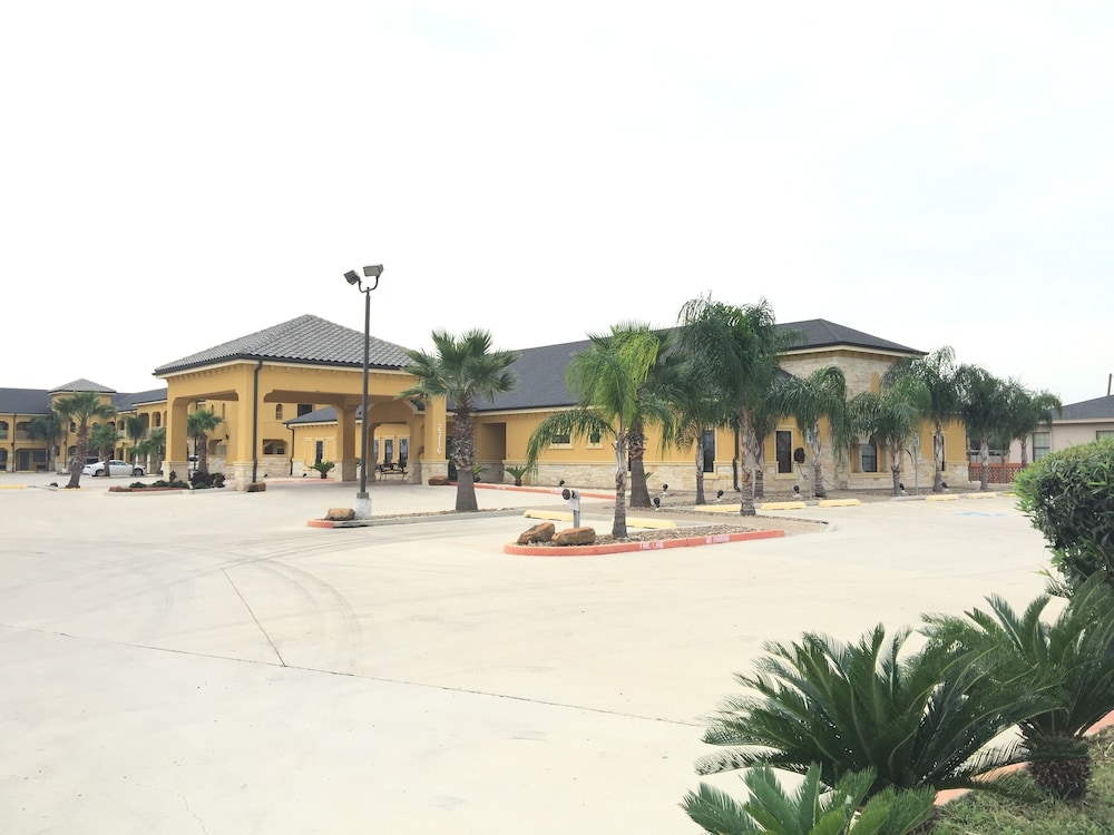 Weslaco Inn by Capital O Near Mercedes - photo 36