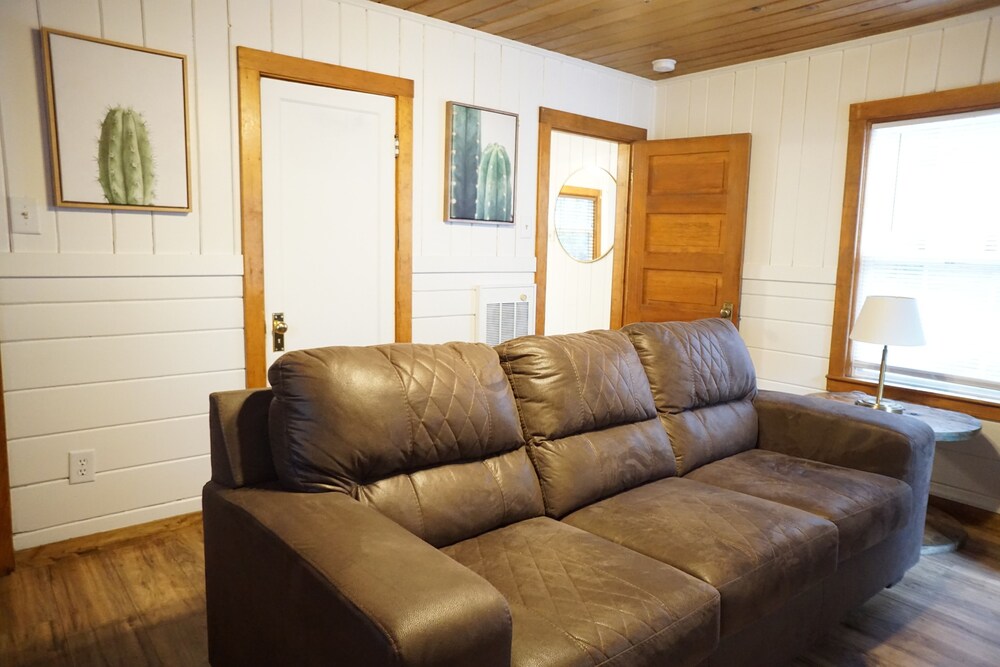 Shaver Lake Village Hotel - photo 46