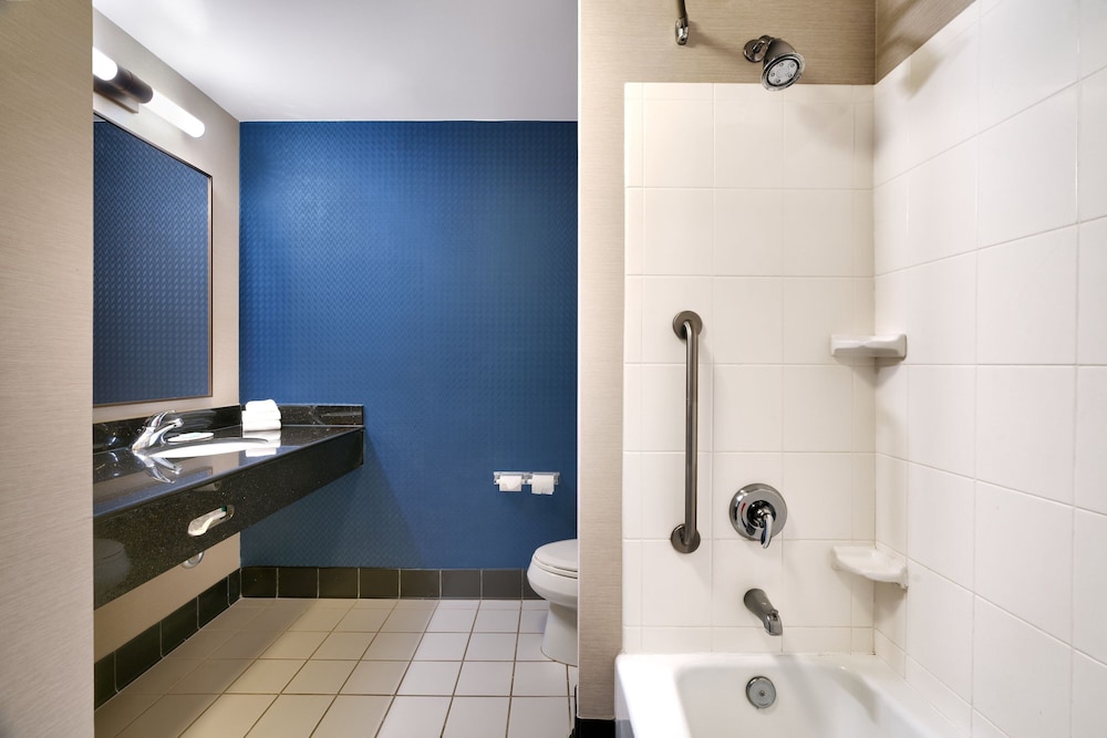 Fairfield Inn & Suites by Marriott Albany - photo 20