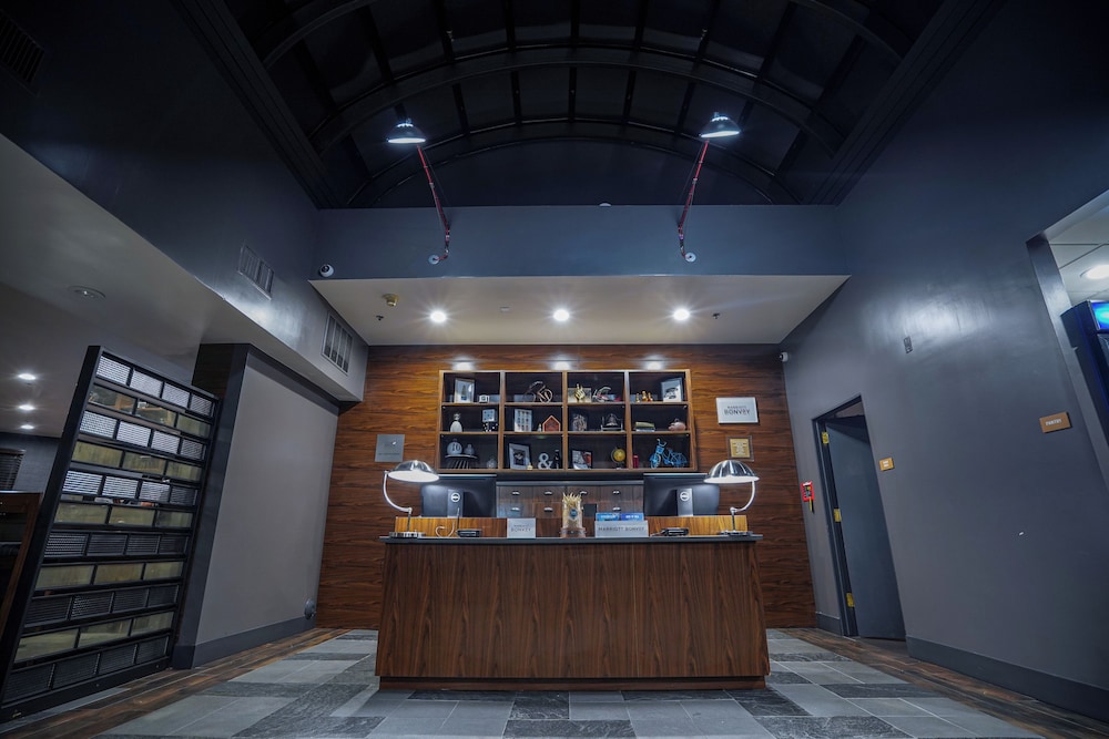 Four Points by Sheraton Salt Lake City Airport - photo 4