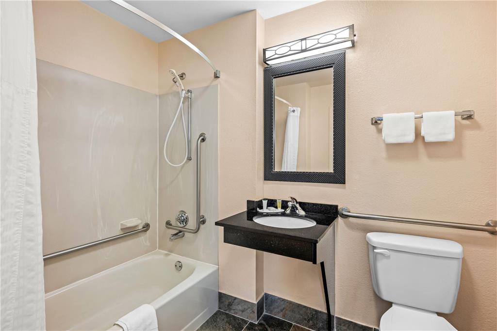 Days Inn by Wyndham Chattanooga Hamilton Place - photo 12