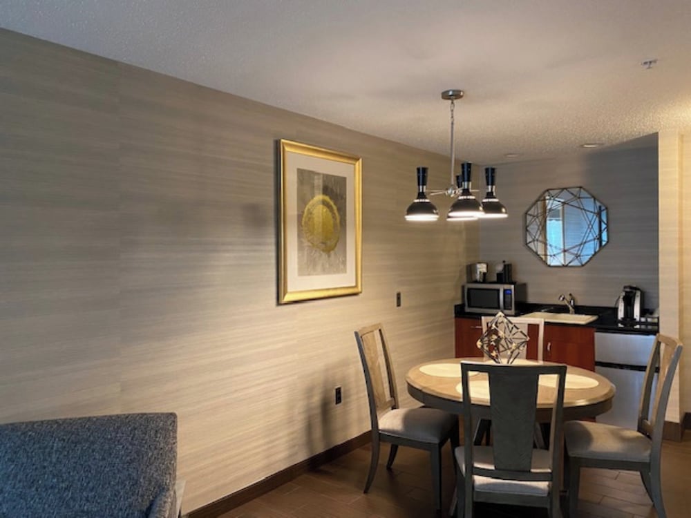 Holiday Inn Purdue Fort Wayne by IHG - photo 14