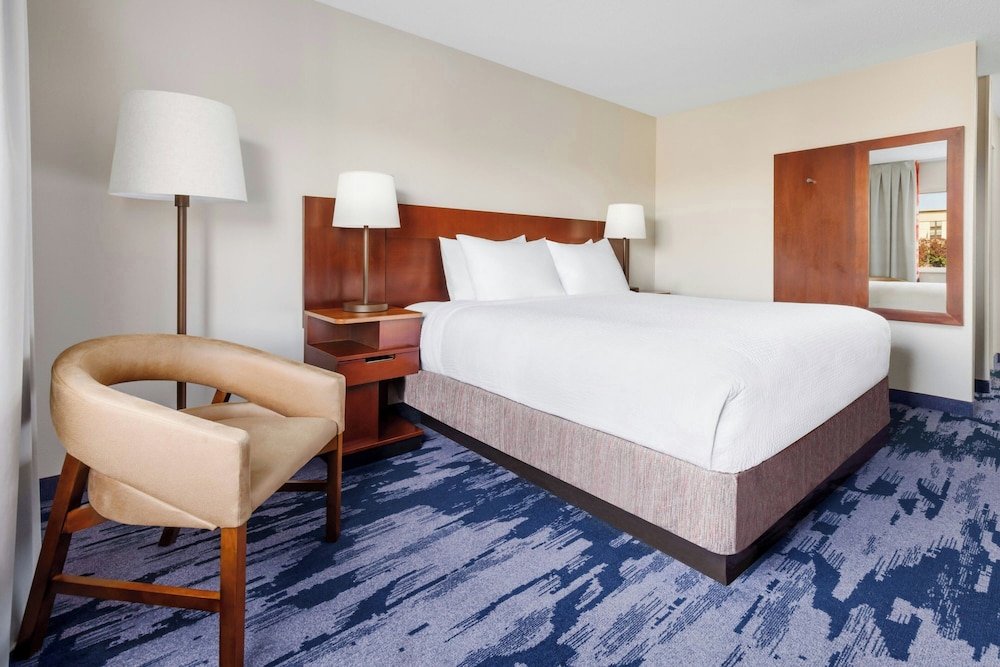 Fairfield Inn by Marriott Philadelphia Airport - photo 12
