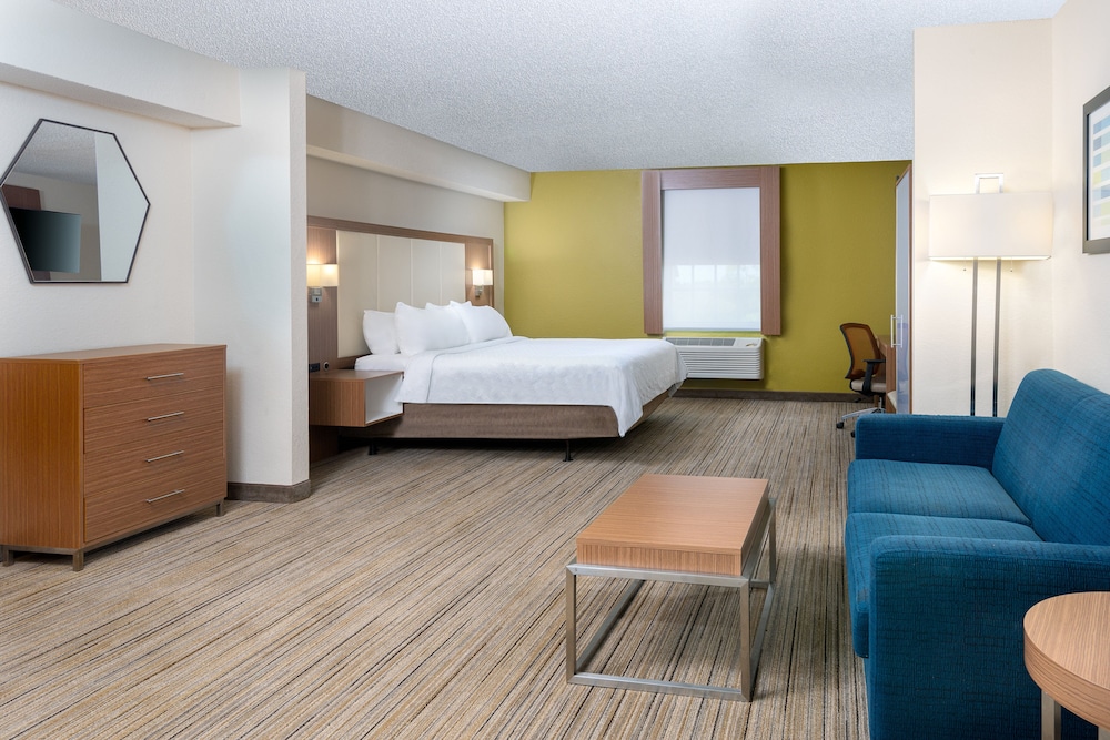 Holiday Inn Express & Suites Naples North Bonita Springs by IHG - photo 12