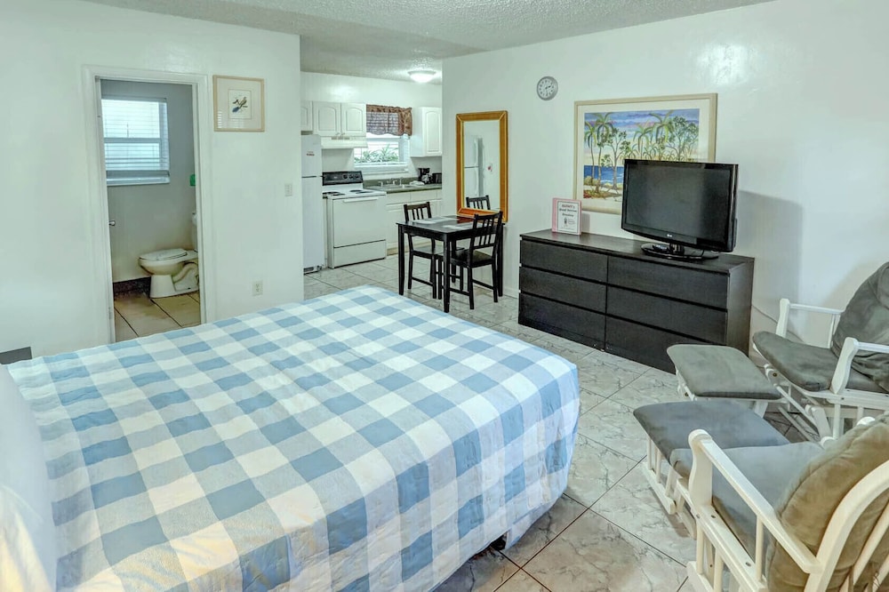 Richard's Motel - photo 66
