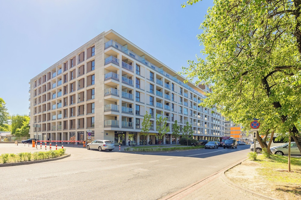 Nowoczesny Apartament z Parkingiem Warszawa Mokotów by Noclegi Renters — 4-Star Luxury Hotel in Warsaw, Poland
