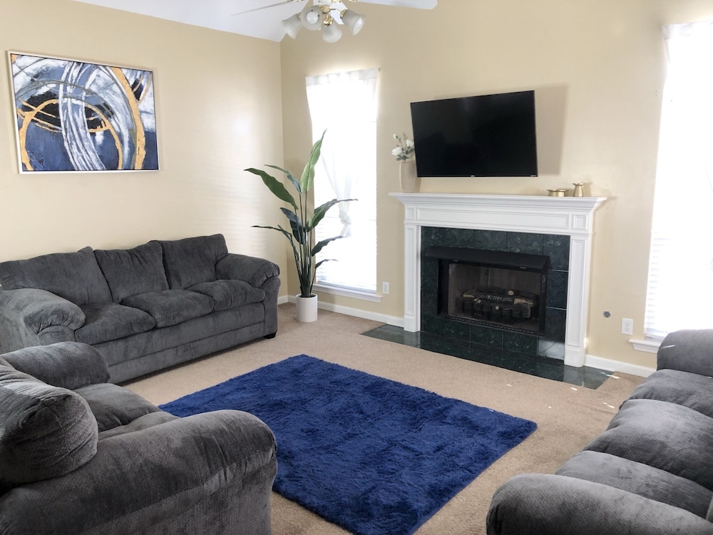 The Maxwell Place - photo 12