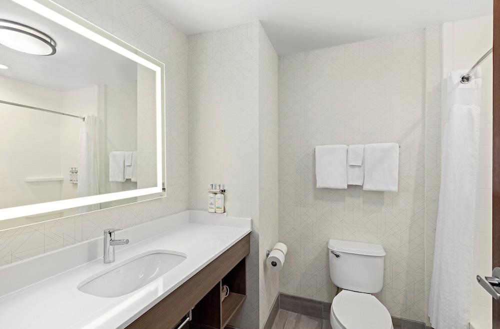 Holiday Inn Express Hotel Ooltewah Springs Chattanooga by IHG - photo 34