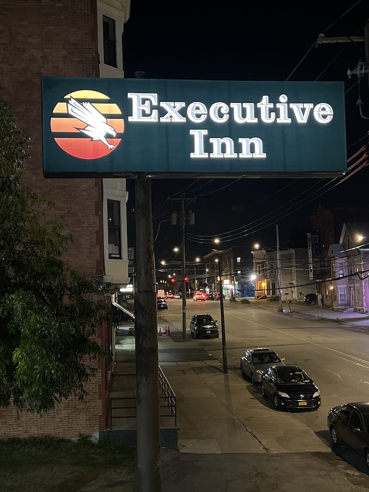 Executive Inn Schenectady - photo 12
