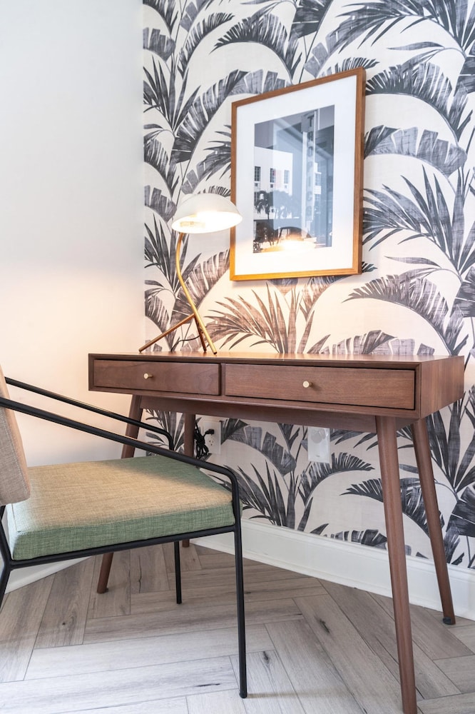 Luxuri Suites - photo 28