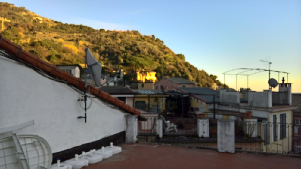 San Martino Comfy Flat in Monterosso Al Mare, Italy