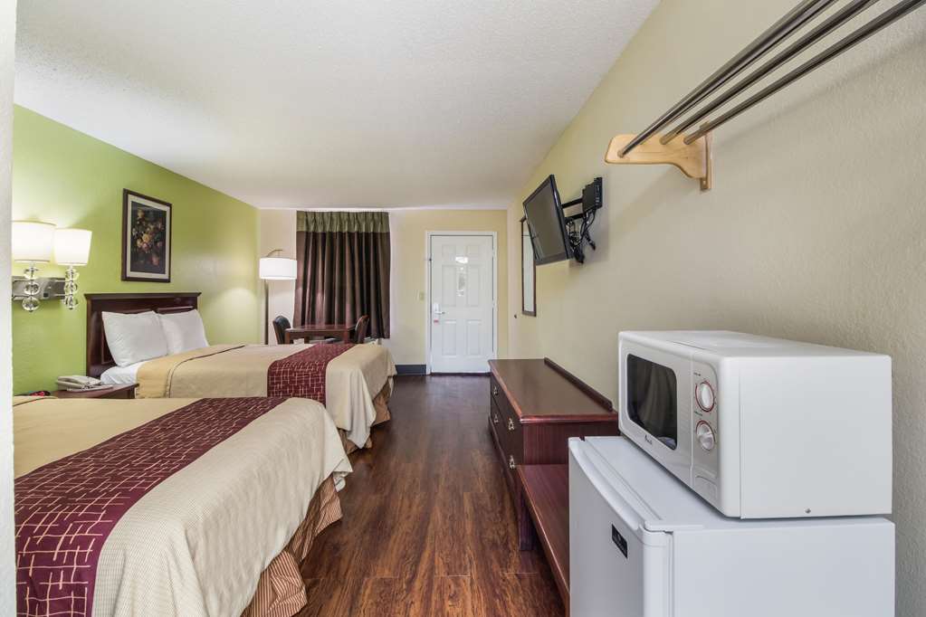 Rodeway Inn Bolivar - photo 23