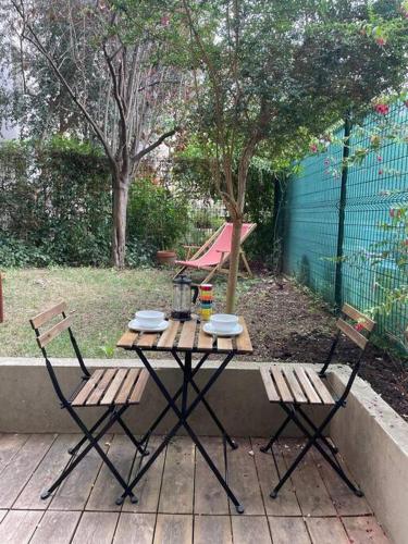 Charmant T2 Avec Jardin - last minute hotel in Paris