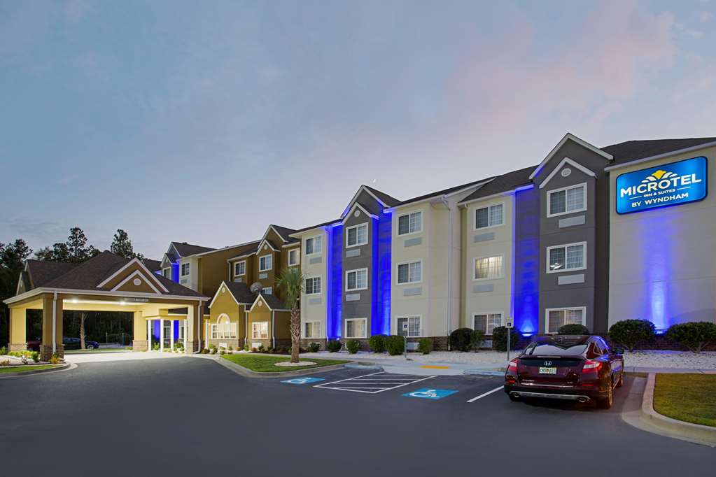 Microtel Inn & Suites by Wyndham Walterboro - featured photo