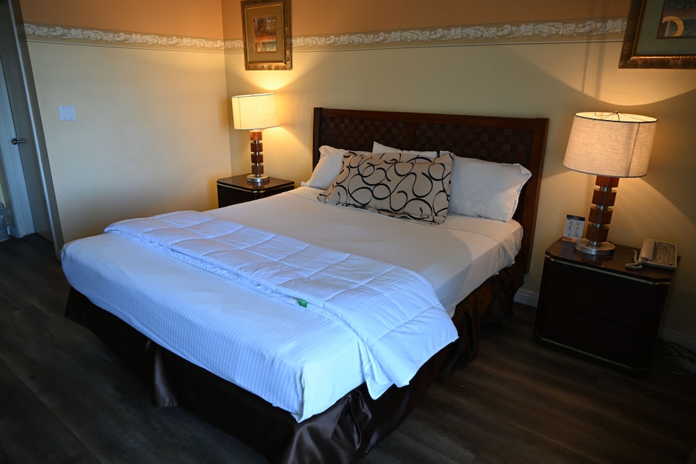 Shalimar Hotel of Las Vegas - photo 30