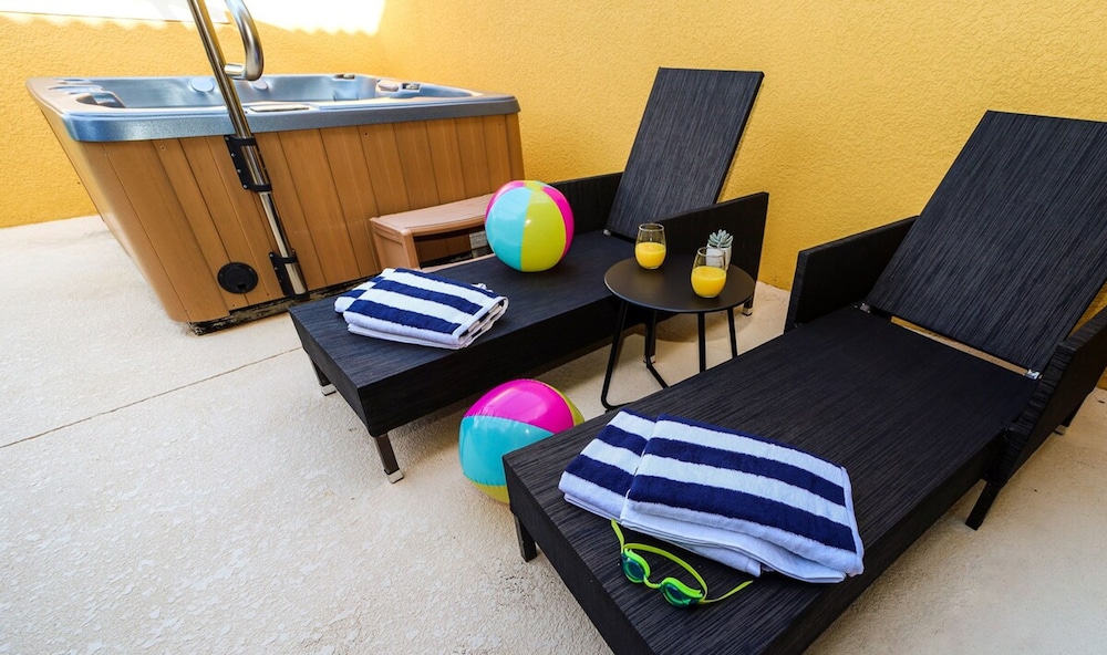 Townhome Jacuzzi Grill 10 min Disney - photo 26