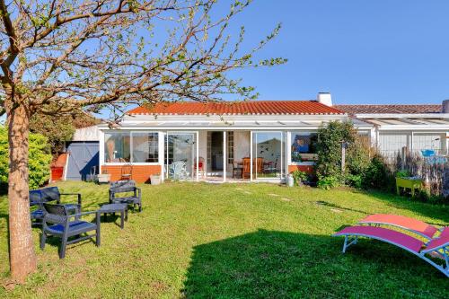 Douce escapade avec jardin à 800m de la plage in Saint-Hilaire-De-Riez, France