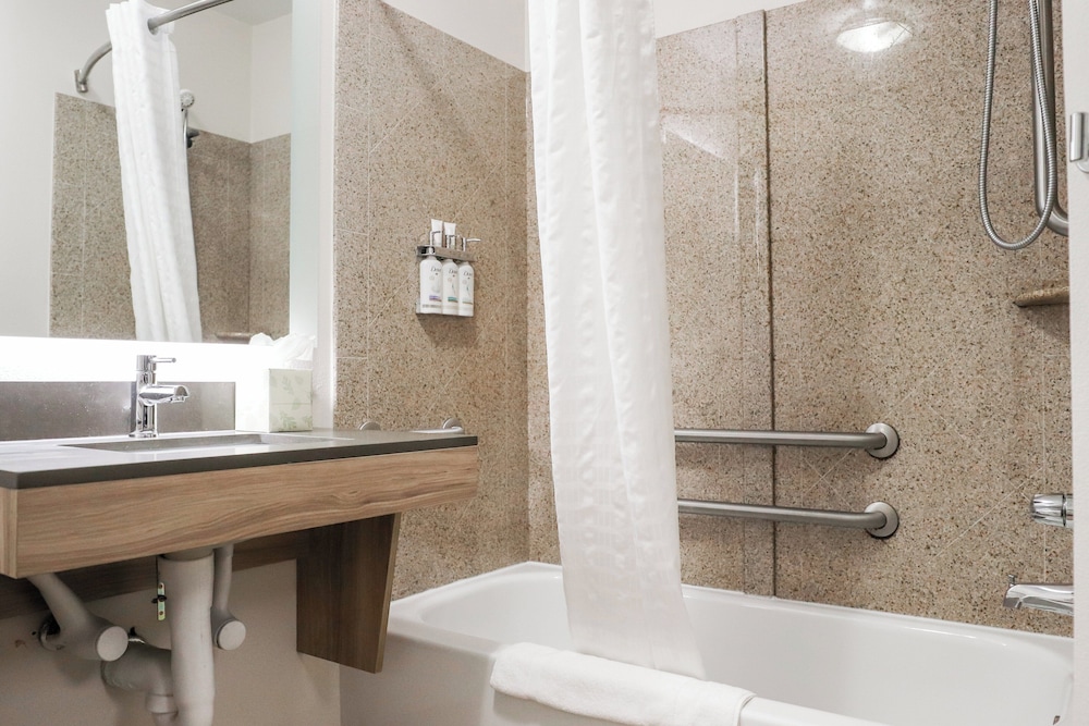 Candlewood Suites Richmond Airport by IHG - photo 48