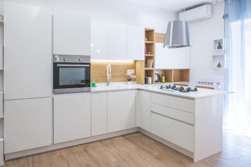 Cozy flat with terrace at Trastevere train station — 4-Star Luxury Hotel in Rome, Italy
