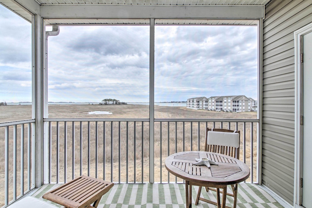 Ocean View Resort Condo w Pool Access & Bay Views - photo 2
