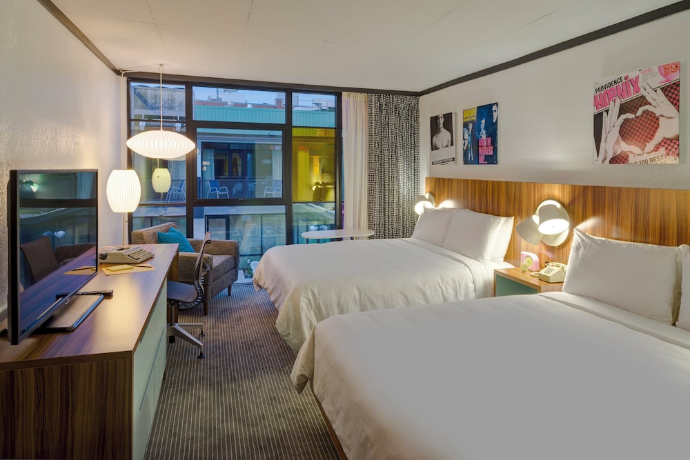 The Verb Hotel - photo 18