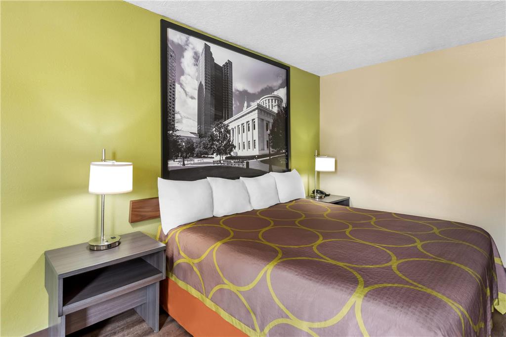 Super 8 by Wyndham Bellefontaine - photo 30