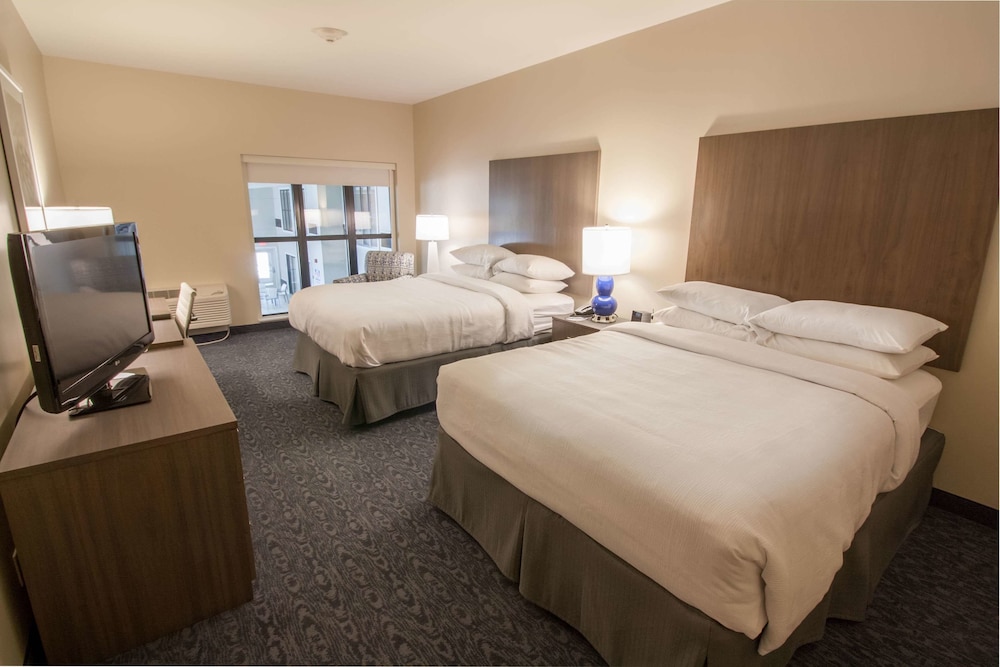 Hotel Renovo Des Moines Urbandale Tapestry Collection Hilton - photo 10