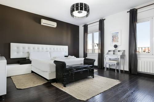 Stay U nique Apartments Rambla Catalunya — 4-Star Luxury Hotel in Barcelona, Spain