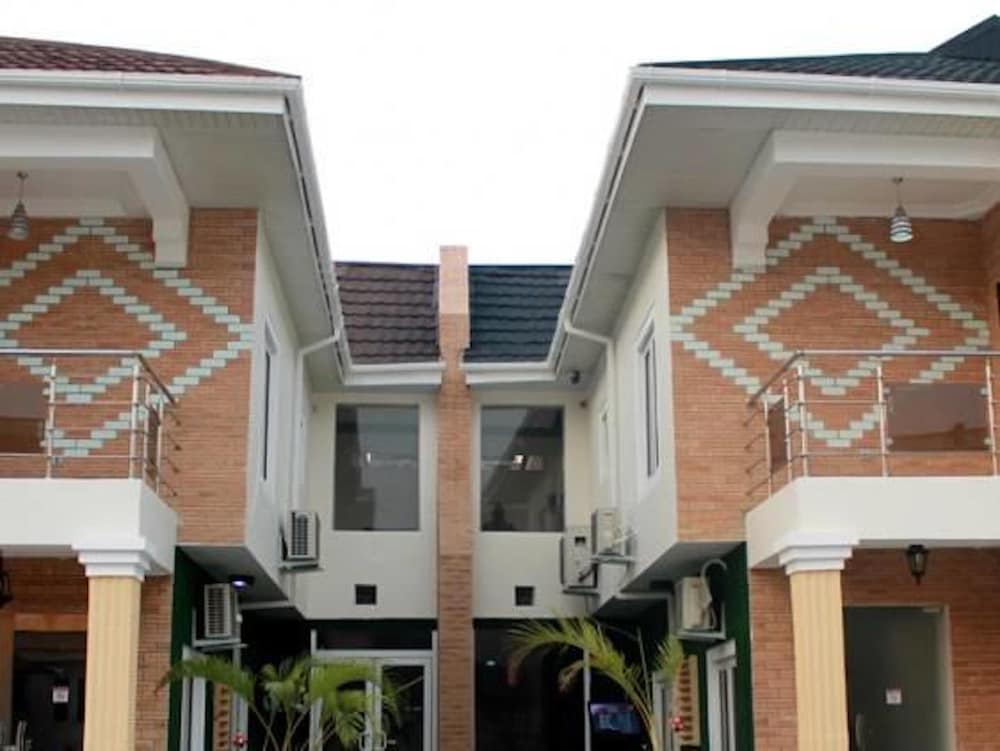 Le Paris Continental Hotel - last minute hotel in Lagos