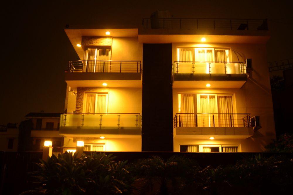Mint Moulsari Suites