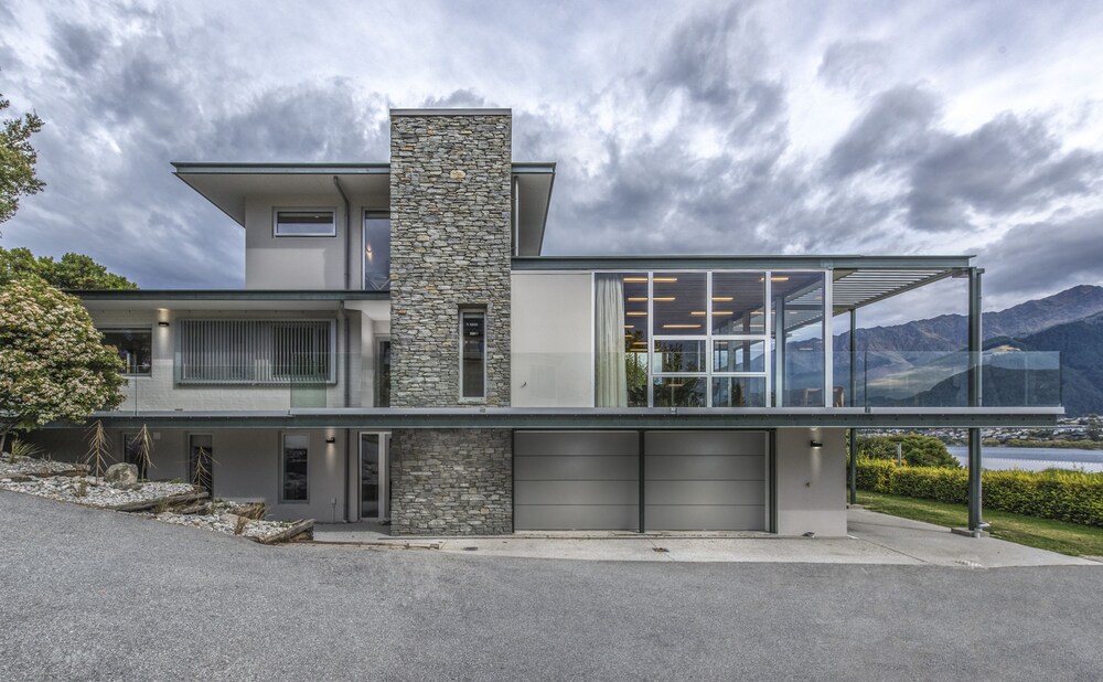 Shimmerlake — hotel in Queenstown