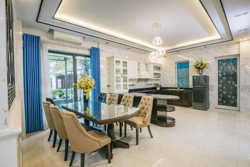 Villa FLC Sầm Sơn San Hô Giáp Biển — 5-Star Luxury Hotel in Thanh Hoa, Vietnam